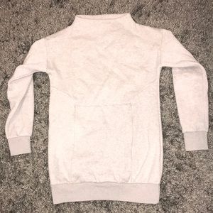 Grey gym shark pullover